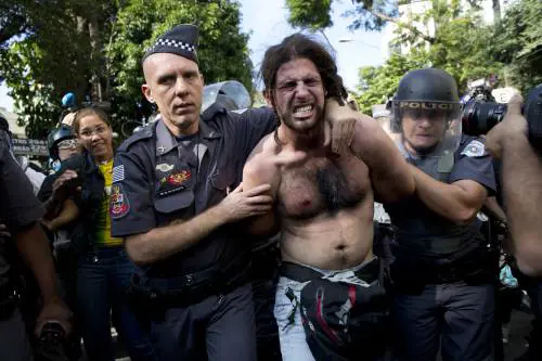 Mondiali, scontri e feriti a San Paolo