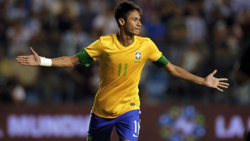 La pressione non spaventa Neymar che debutta con 2 reti