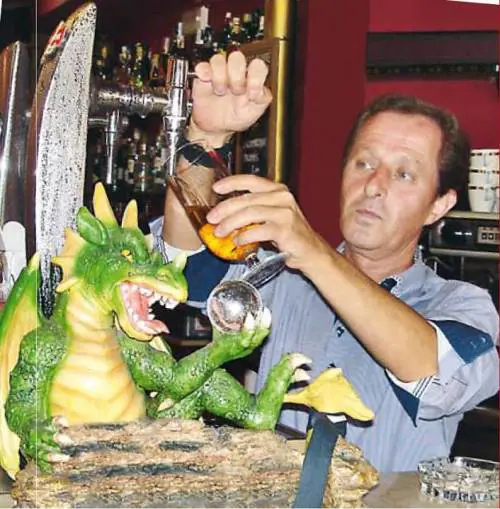 Il figlio segreto di Juan Carlos che vuole essere re di Spagna