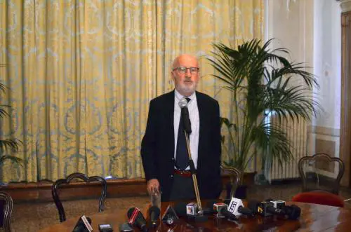 Il Pd scarica Orsoni: "Si dimetta da sindaco"