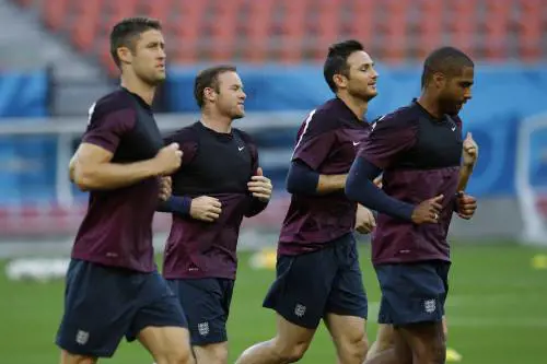 Gary Cahill, Wayne Rooney, Frank Lampard e Glen Johnson in allenamento
