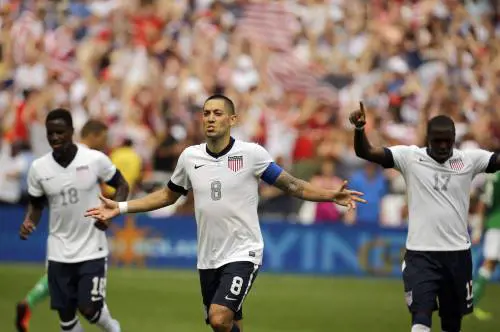 Dempsey, autore di una rete dopo 30 secondi.