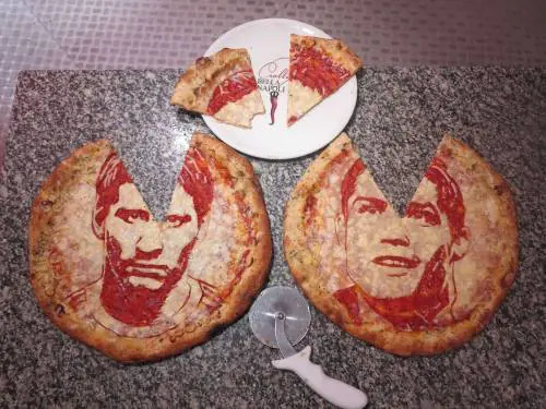 I ritratti di Lionel Messi e Cristiano Ronaldo