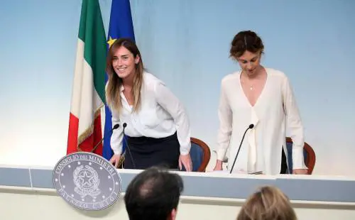 Riforme, la guerriglia grillina non ferma il patto Renzi-Cav