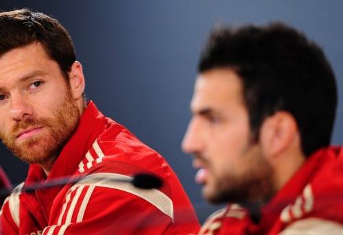 Xabi Alonso e Fabregas in conferenza stampa