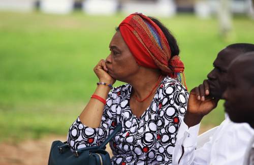 Alcuni manifestanti della campagna #BringBackOurGirls ad Abuja
