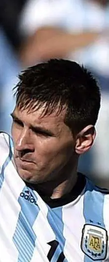 Va in panchina quel nigeriano troppo bianco