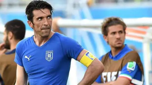 Buffon e sullo sfondo Cerci, per un'integrazione giovani.vecchi mai avvenuta
