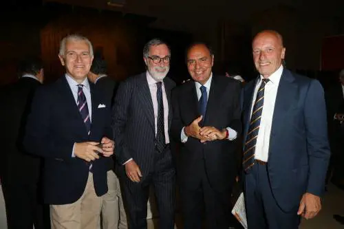 40 anni contro il coro
