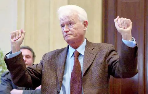 Caselli chiede aiuto ai giudici per riavere la pensione d'oro