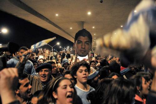 Chiellini perdona Suarez: "La sanzione è eccessiva"