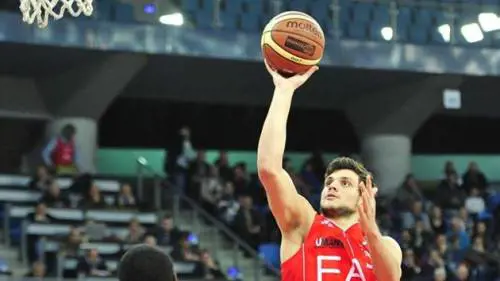 Per Gentile chiamata nell'Nba con il numero 53