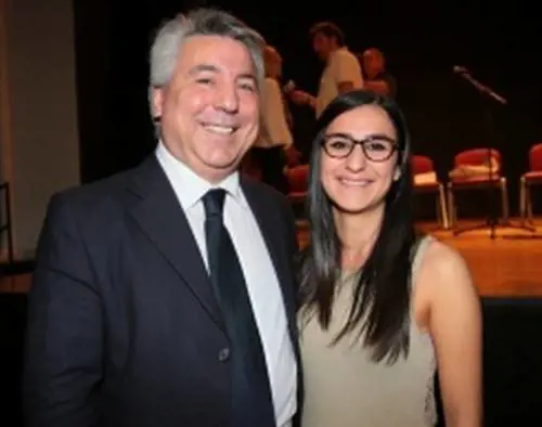 L'assessore più giovane d'Italia? Una donna, grazie a papà