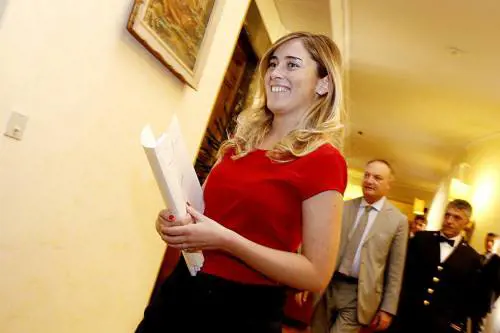Guai per il papà della Boschi: arriva una maxi multa