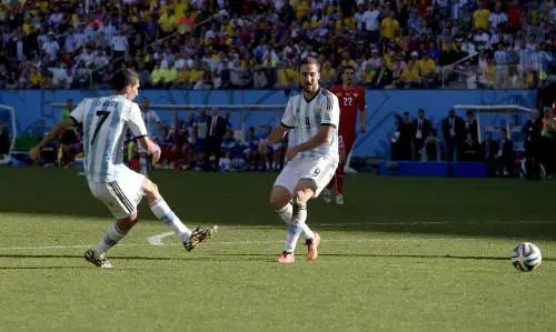Argentina all'ultimo respiro. Decide Di Maria al 118°