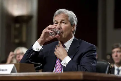 Diagnosticato un cancro alla gola a Jamie Dimon, ad di JpMorgan
