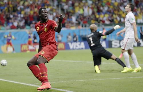 Il belga Romelu Lukaku esulta dopo il gol agli Usa