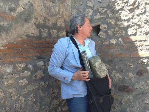 "Ho rubato reperti storici negli scavi di Pompei. Nell'indifferenza di tutti"