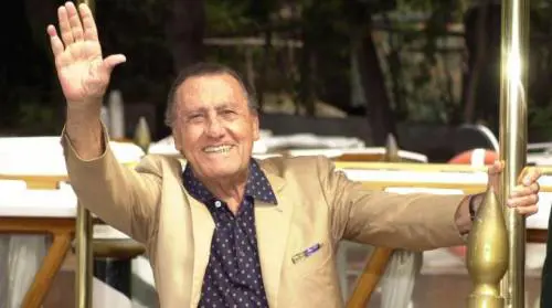 Alberto Sordi: "Facciamo i marpioni per sfiducia nello Stato"