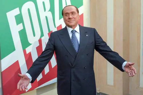Berlusconi mette in riga i suoi: decido io, le riforme si votano