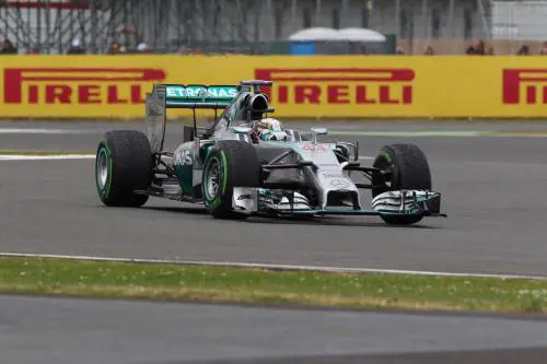 F1, Gp Inghilterra. Vince Hamilton