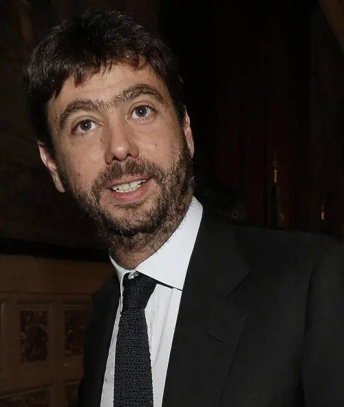 Agnelli e Lady B. attacco al (Ta)vecchio