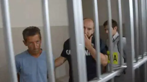 Calci e pugni nello stomaco. Aggredita la sorella di Bossetti