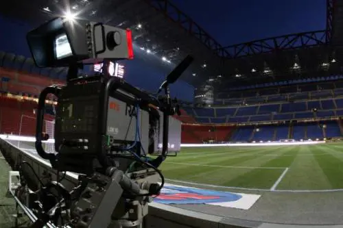Sky, tra club e nazionali una lunga maratona di calcio
