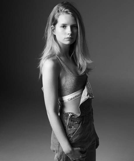 La sorellina di Kate Moss a 16 anni nuova musa di Calvin Klein