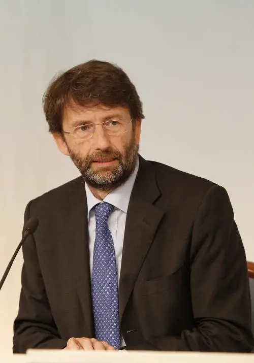 Tasse, Franceschini: si potrà pagare in opere d'arte