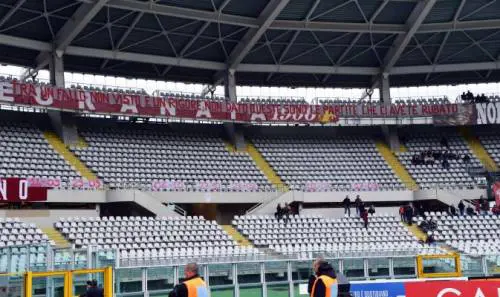 Vecchi stadi vuoti, violenza e anemia di campioni, benvenuti nella serie A 2015