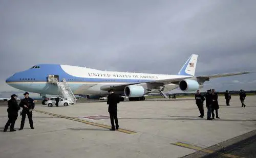 Il più sicuro è l'Air Force One. A prova di atomica