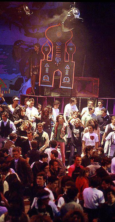 Discoteche, campi rom, profughi: ora via Corelli chiede una «tregua»