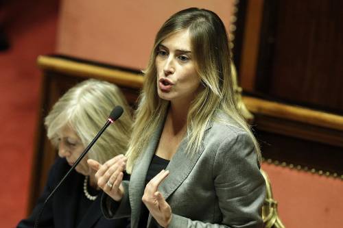 Riforme, Boschi contestata in Senato. Lei: "Ddl illiberale? Un'allucinazione"