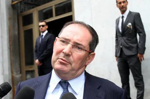 Mose, Galan resta in carcere