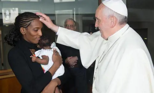 Meriam, la cristiana perseguitata incontra il Papa