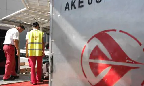 Cade un altro aereo, è giallo: 116 morti nel deserto africano