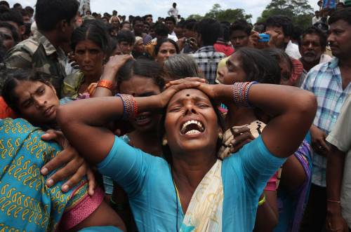 India, un'altra bimba stuprata e impiccata