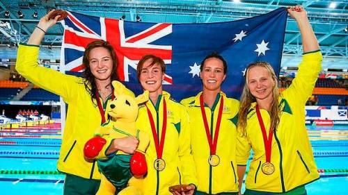 Cate Campbell, Bronte Campbell, Emma McKeon eMelanie Schlanger della nazionale australiana di nuoto