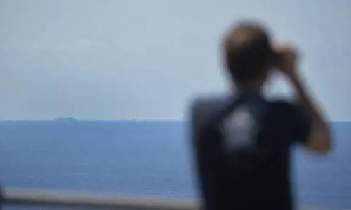 La Concordia visibile dalle alture di Genova