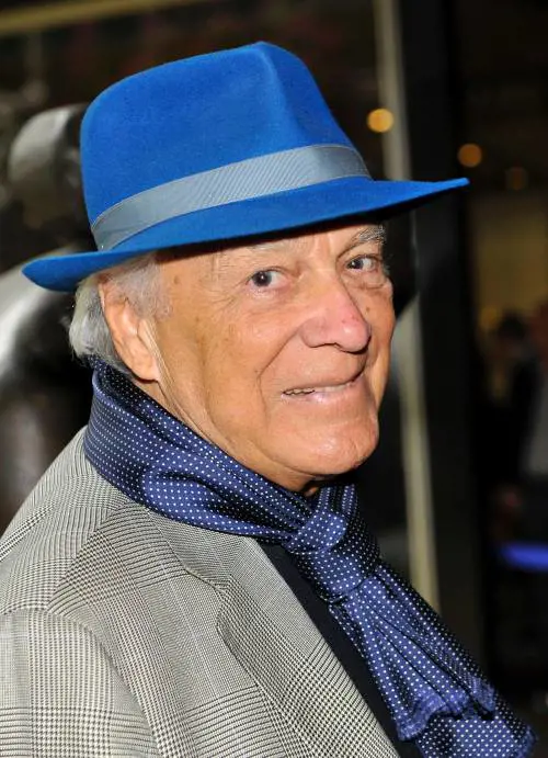 Albertazzi: "Recito i miti e gli eroi per esorcizzare la morte"