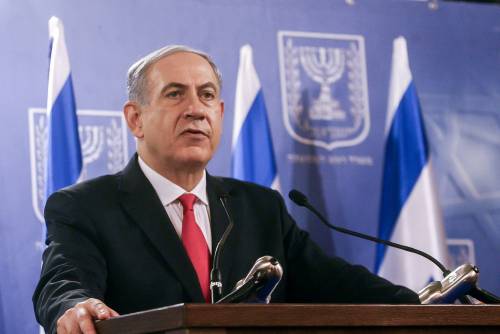 Il premier israeliano Benjamin Netanyahu durante una conferenza stampa