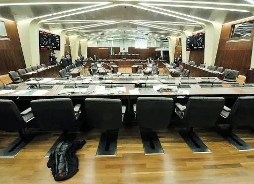 La Regione taglia i vitalizi (e sposta anche la pensione)