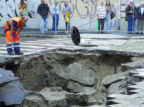 Crollo di Porta Romana: Comune e costruttore nel mirino della Procura