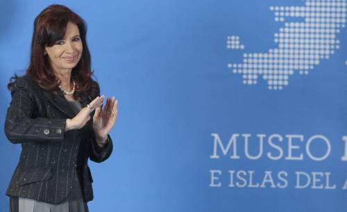 Chiesto arresto dell'ex presidente argentina Cristina Kirchner