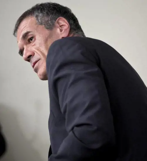 Per risparmiare non serve il commissario