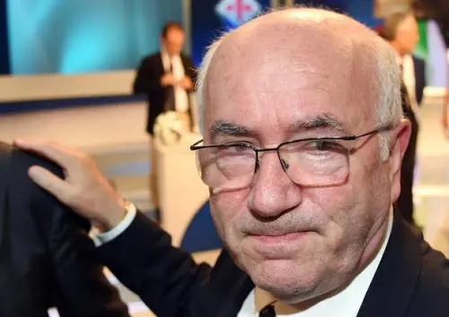 Tavecchio, una candidatura discussa la sua