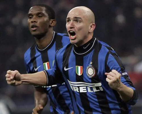 Cambiasso ed Eto'o due svincolati di lusso