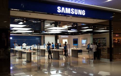 Samsung perde il 60% degli utili