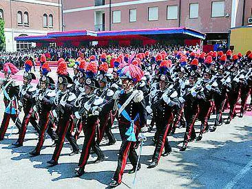 Lascia tutto a Comune, Policlinico e carabinieri